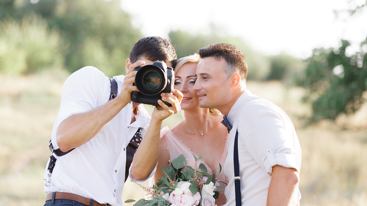 Czy fotograf może pochwalić się pełnym reportażem ślubnym