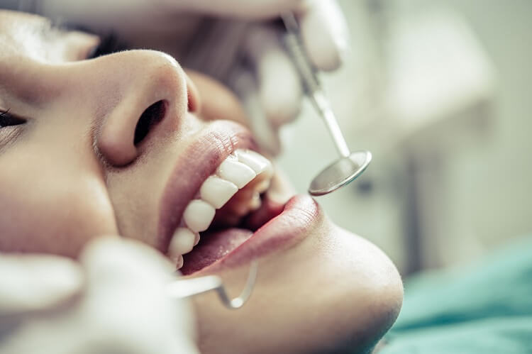 Jak często należy odwiedzać dentystę